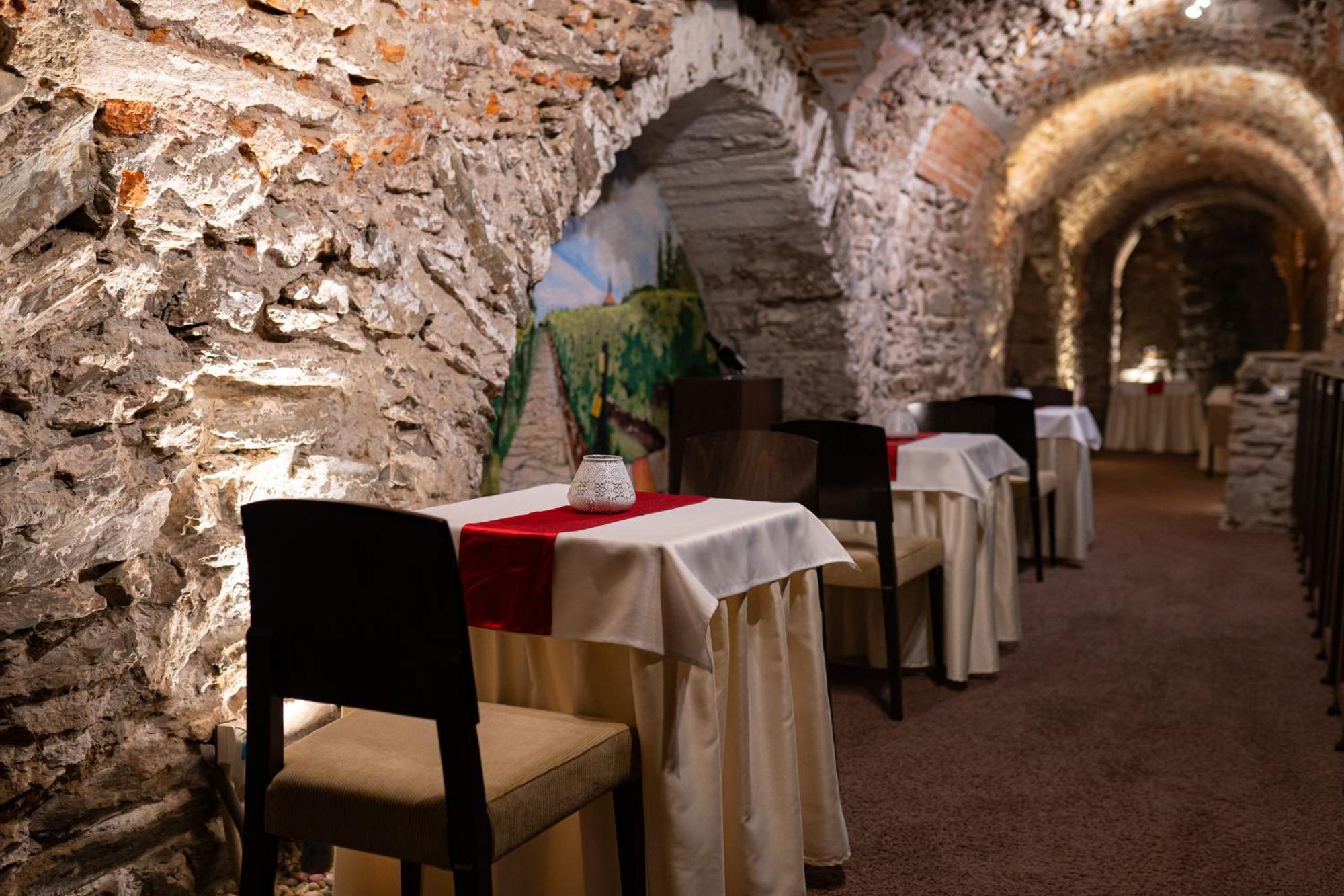 Hotel Zlaty Dukat Kosice Luaran gambar