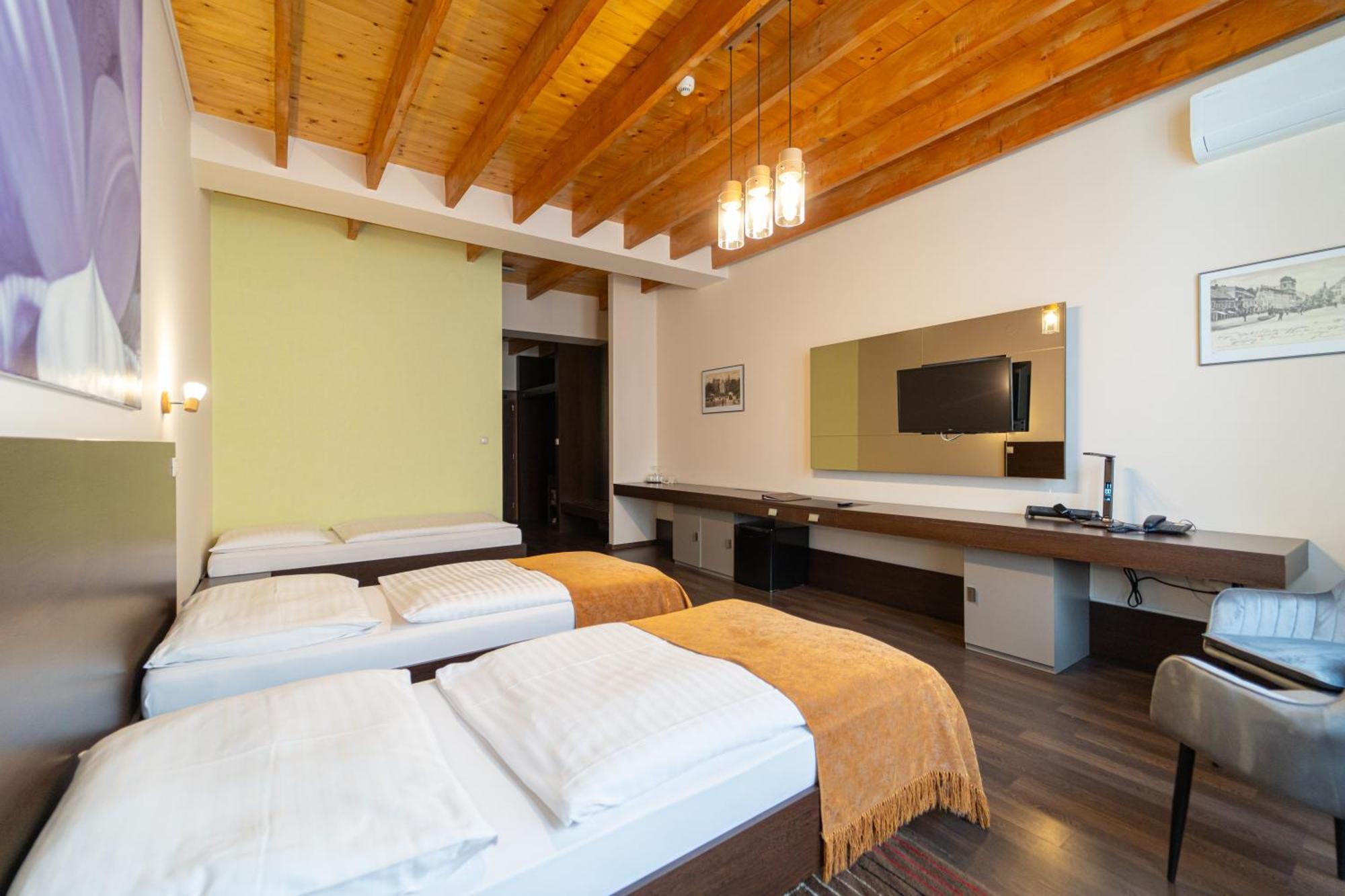 Hotel Zlaty Dukat Kosice Luaran gambar