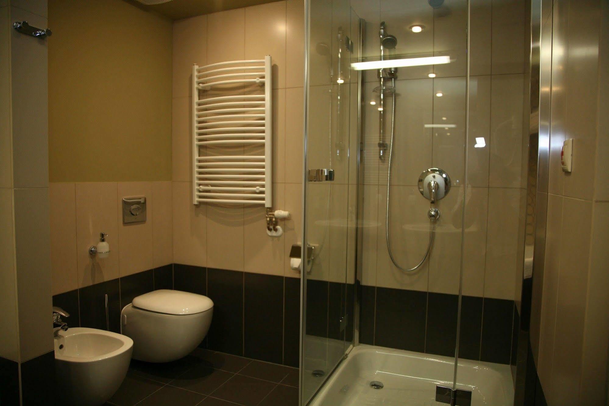Hotel Zlaty Dukat Kosice Luaran gambar